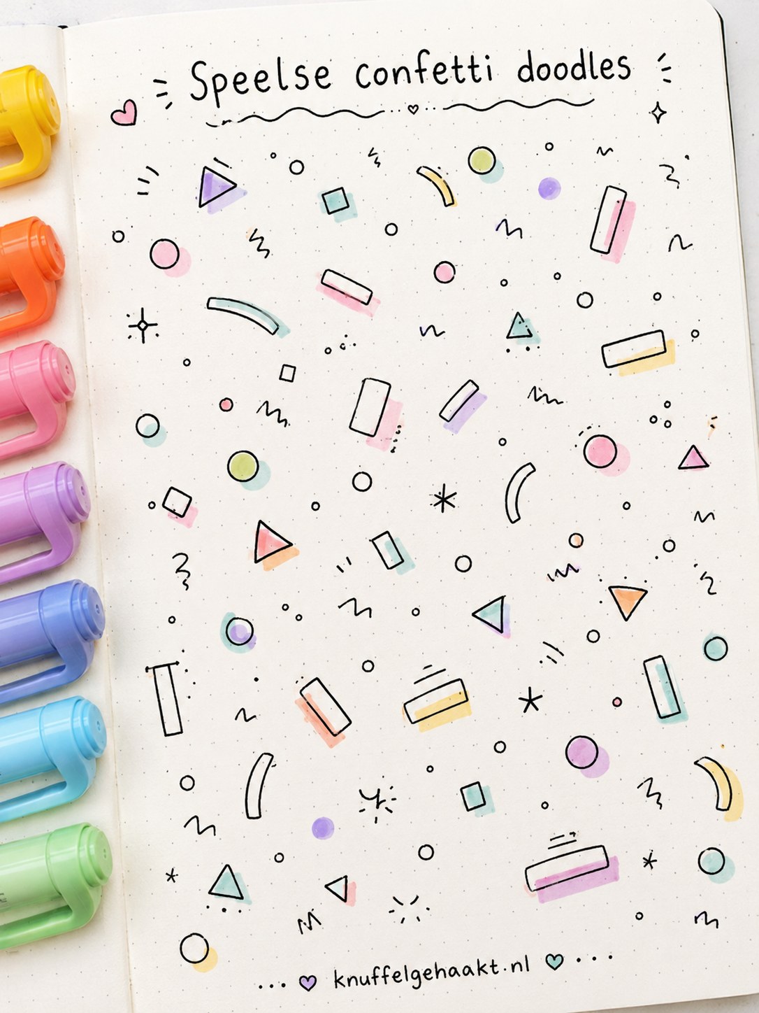 Kleurrijke confetti doodles als speelse bullet journal doodles naast brushpennen