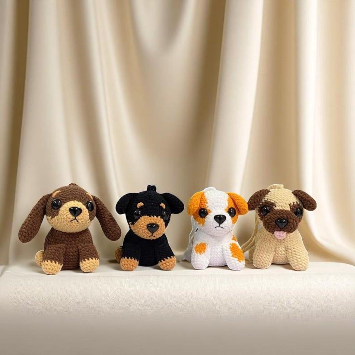 Verschillende puppy amigurumi rassen