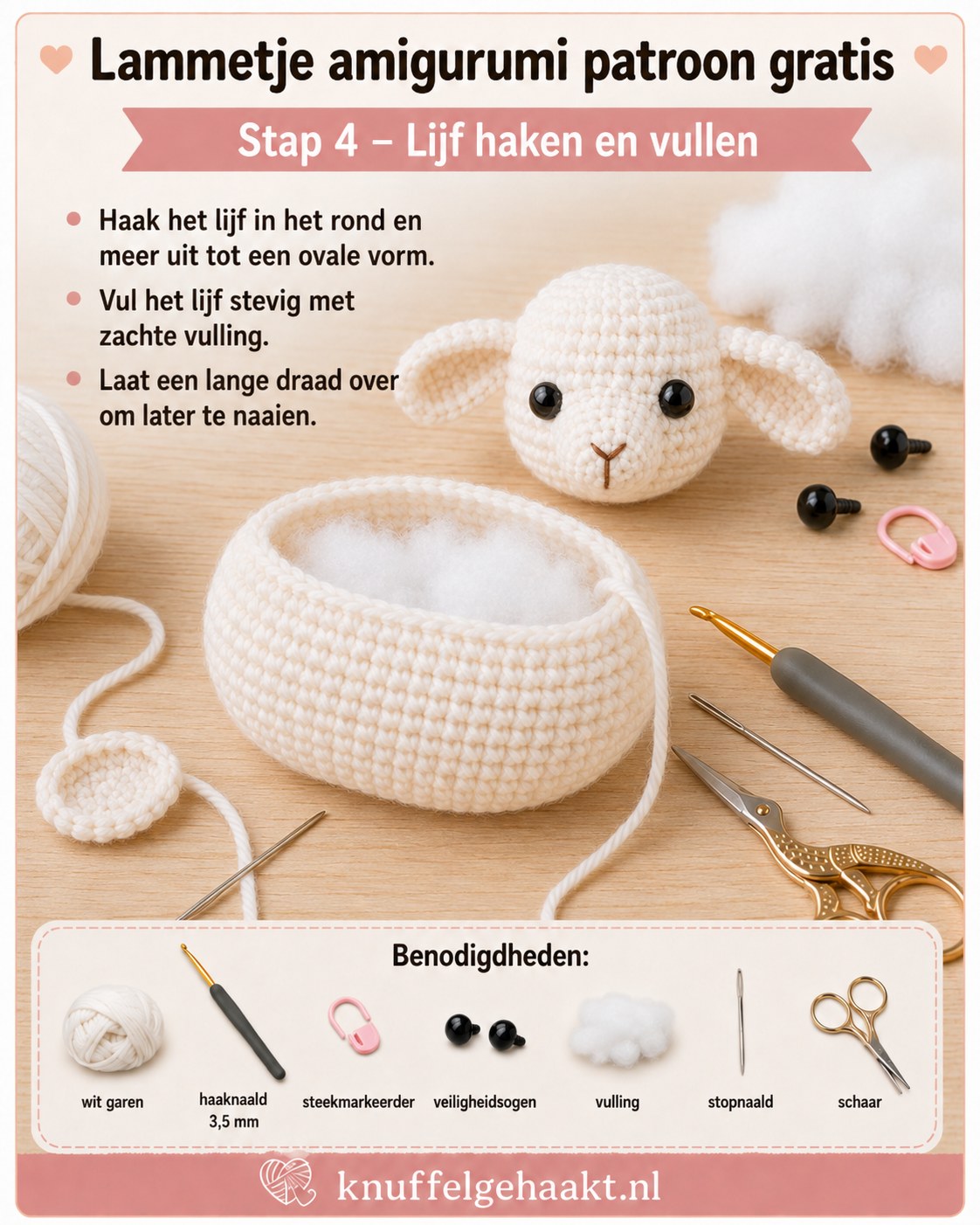 Ovaal lijf gehaakt en stevig gevuld, met lange draad klaar voor het lammetje amigurumi patroon