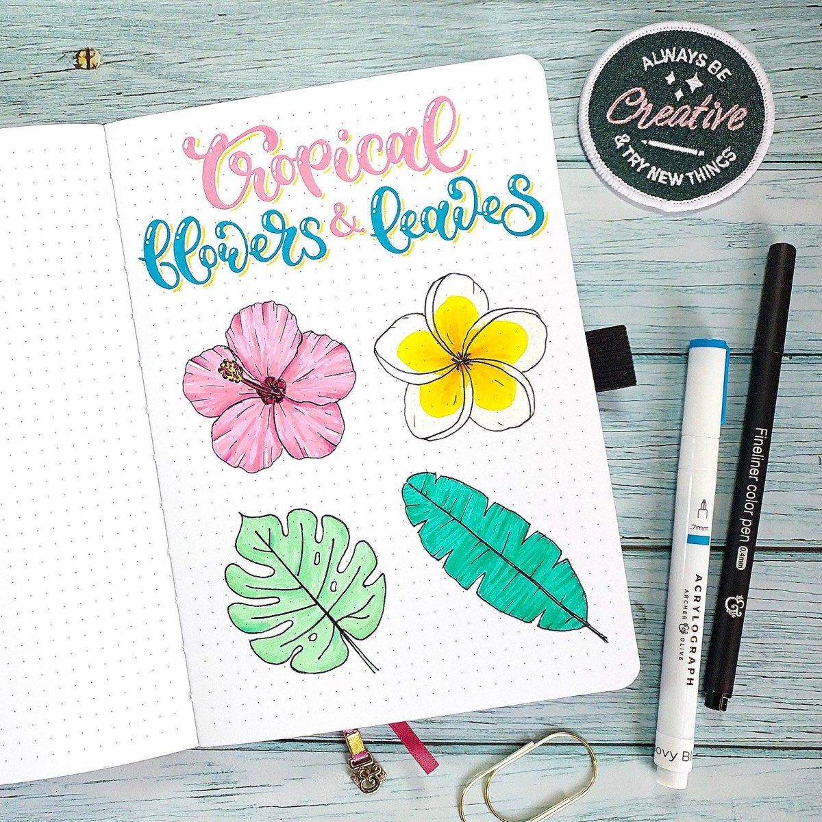 Tropische bloemen doodles